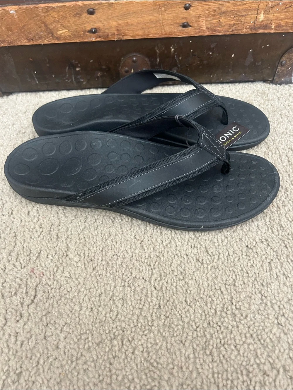 Vionic Men’s Black Comfort Orthotic Flip Flops